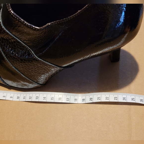 Linea Verde For Elio Size 37 Ladies ITALIAN LEATHER Maroon  Coda Heels Booties - Picture 7 of 16